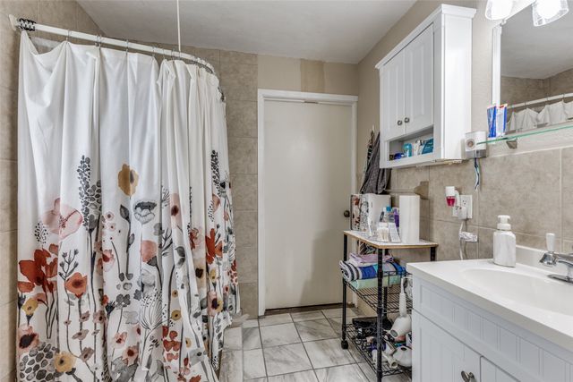 1304 S Hatcher Street, Decatur, TX 76234