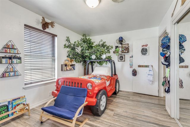 1304 S Hatcher Street, Decatur, TX 76234