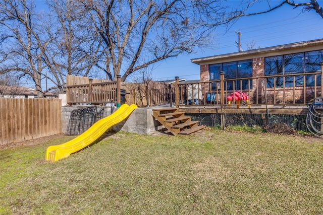 1304 S Hatcher Street, Decatur, TX 76234