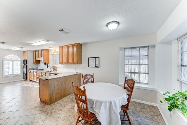 2004 Saber Court, League City, TX 77573