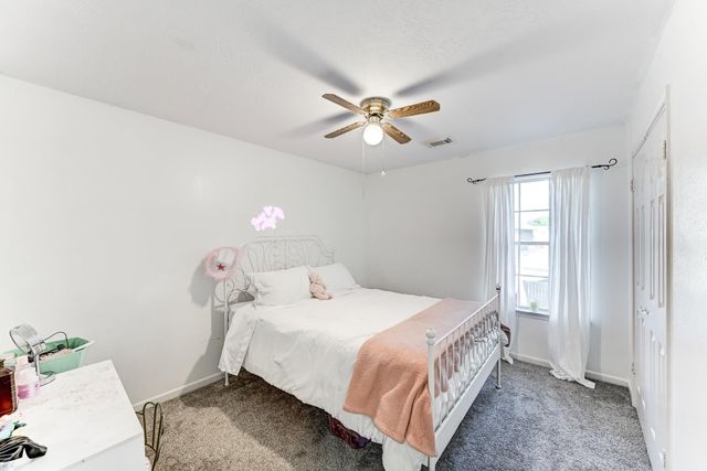 2004 Saber Court, League City, TX 77573