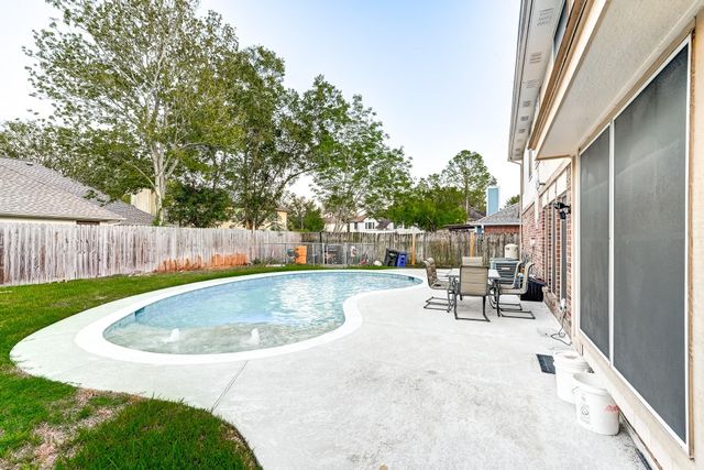 2004 Saber Court, League City, TX 77573