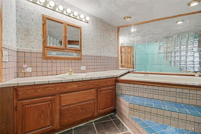 1903 Ogden Road, Adams Twp, OH 45177