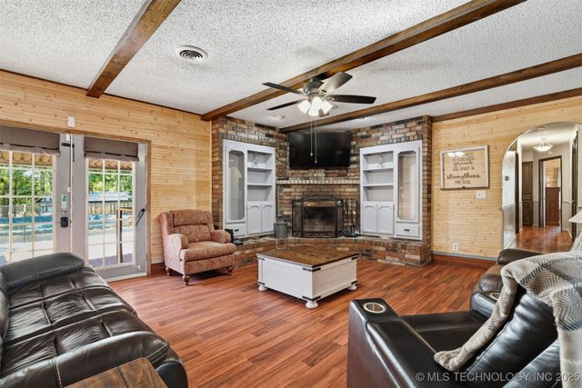 4042 3rd NE, Ardmore, OK 73401