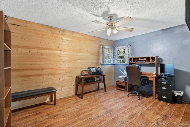 4042 3rd NE, Ardmore, OK 73401