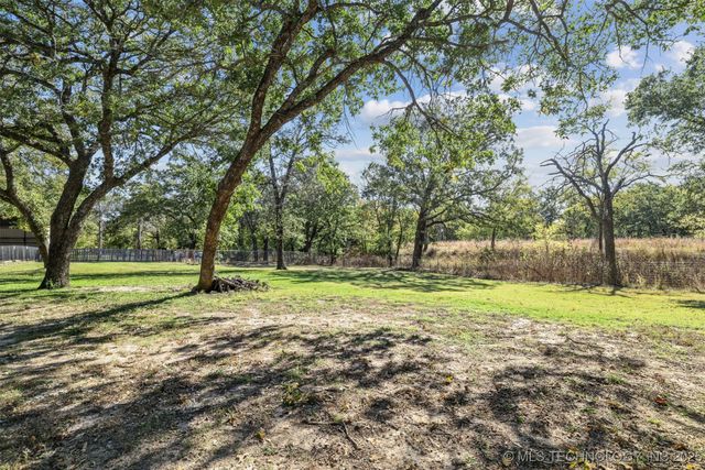 4042 3rd NE, Ardmore, OK 73401