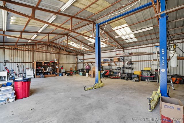 4042 3rd NE, Ardmore, OK 73401