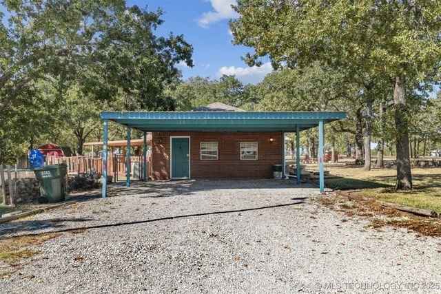 4042 3rd NE, Ardmore, OK 73401