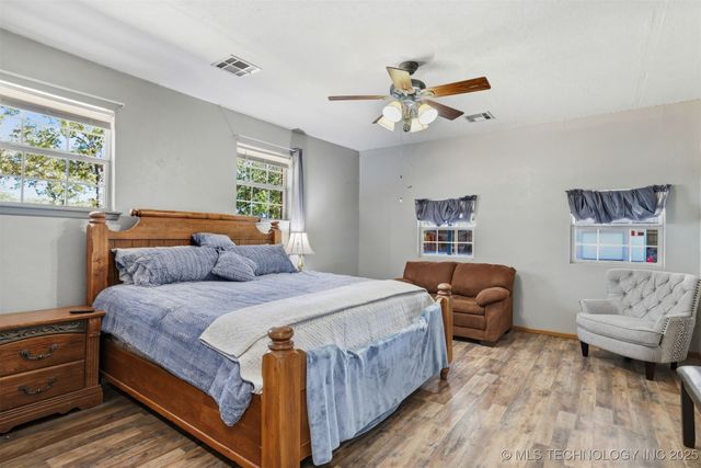 4042 3rd NE, Ardmore, OK 73401