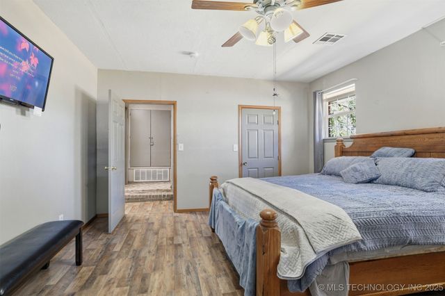 4042 3rd NE, Ardmore, OK 73401