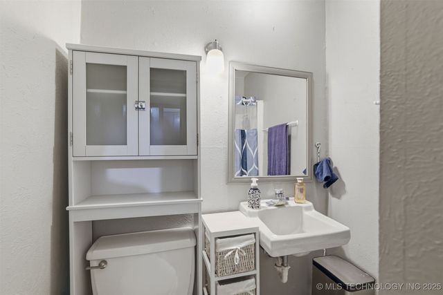 4042 3rd NE, Ardmore, OK 73401