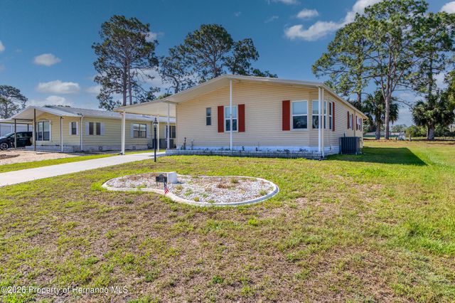 7524 Dinsmore Street, Brooksville, FL 34613