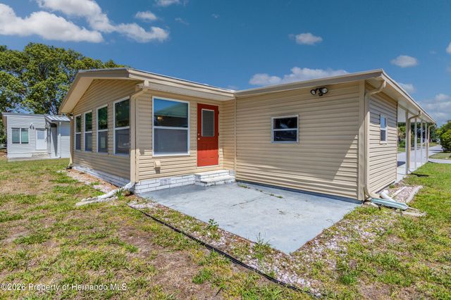 7524 Dinsmore Street, Brooksville, FL 34613