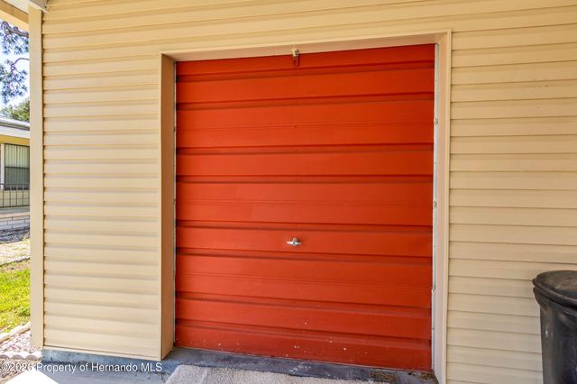 7524 Dinsmore Street, Brooksville, FL 34613