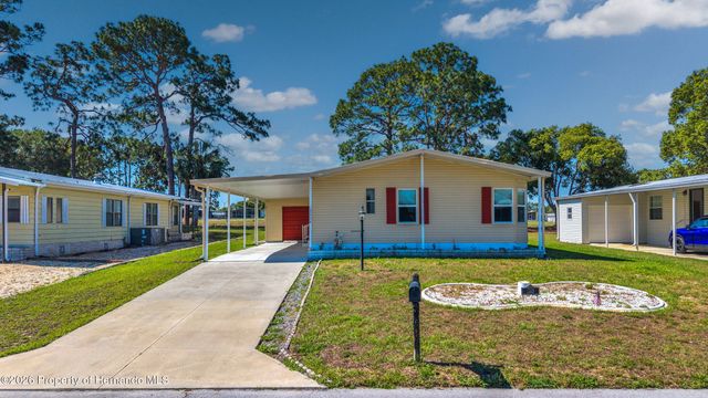 7524 Dinsmore Street, Brooksville, FL 34613