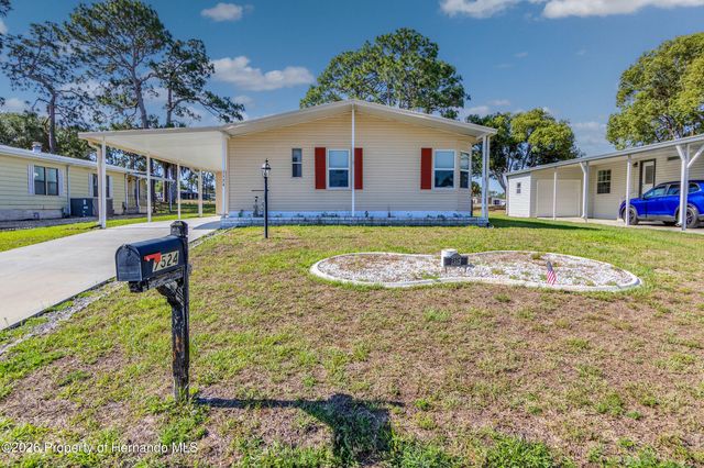 7524 Dinsmore Street, Brooksville, FL 34613