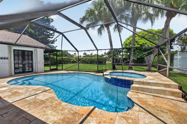 4225 NW 7th Pl, Deerfield Beach, FL 33442