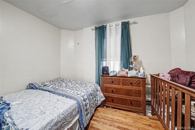 548 S 8th Avenue, Mount Vernon, NY 10550