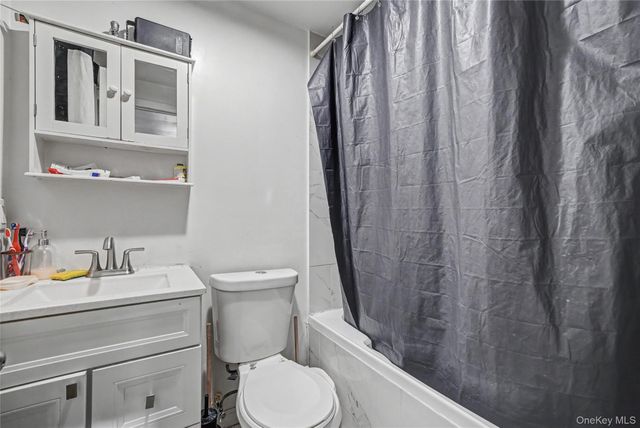 548 S 8th Avenue, Mount Vernon, NY 10550