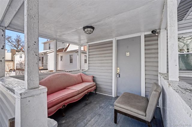 548 S 8th Avenue, Mount Vernon, NY 10550