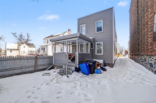 548 S 8th Avenue, Mount Vernon, NY 10550