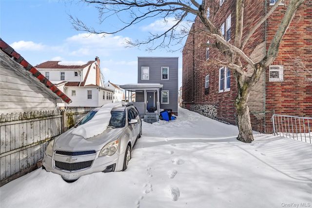 548 S 8th Avenue, Mount Vernon, NY 10550