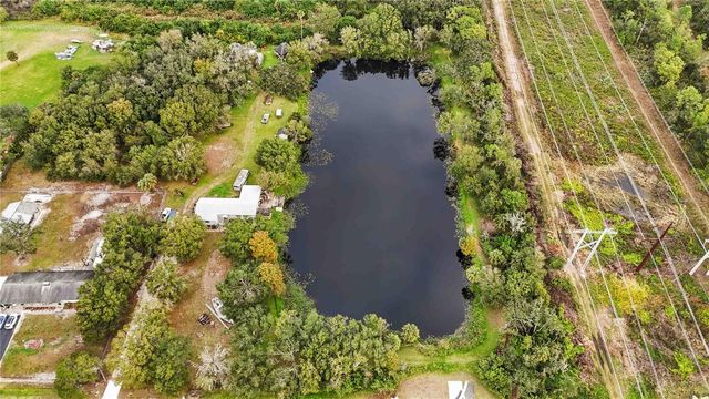 8011 41ST AVENUE E, Bradenton, FL 34211