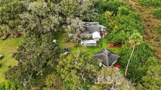 8011 41ST AVENUE E, Bradenton, FL 34211
