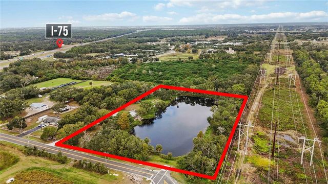 8011 41ST AVENUE E, Bradenton, FL 34211