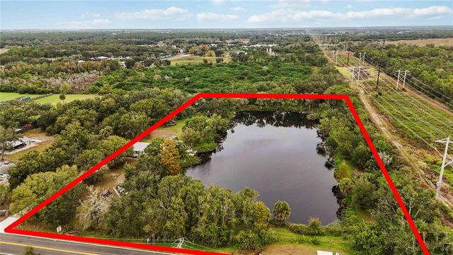 8011 41ST AVENUE E, Bradenton, FL 34211