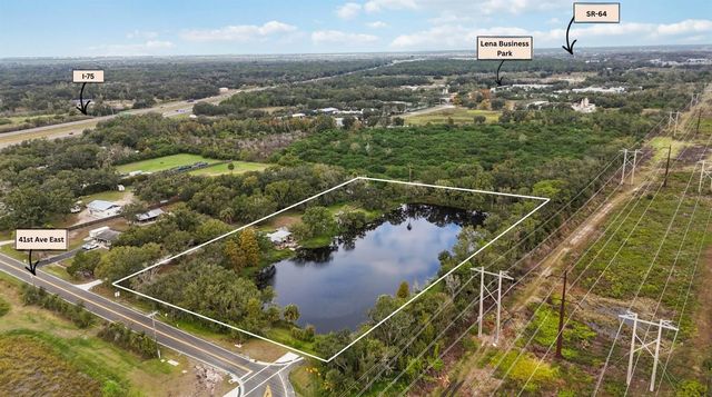 8011 41ST AVENUE E, Bradenton, FL 34211