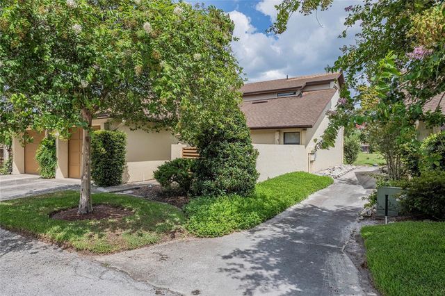 925 FENTON LANE 9, Lakeland, FL 33809