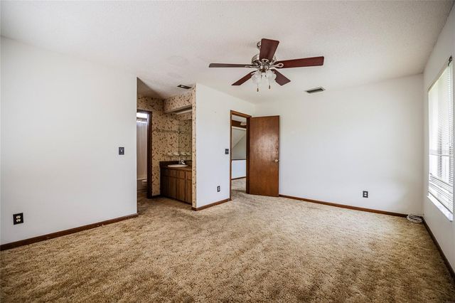 925 FENTON LANE 9, Lakeland, FL 33809