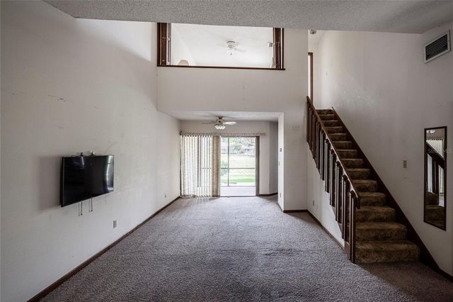 925 FENTON LANE 9, Lakeland, FL 33809