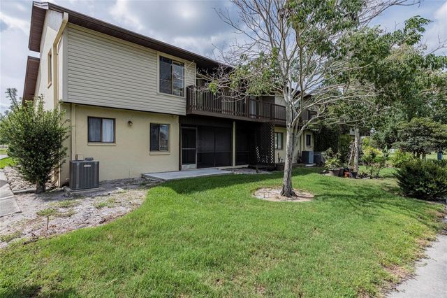 925 FENTON LANE 9, Lakeland, FL 33809