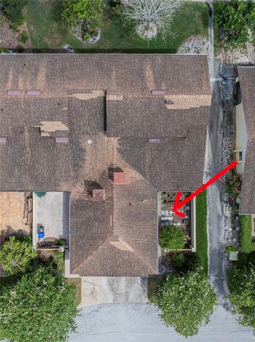 925 FENTON LANE 9, Lakeland, FL 33809