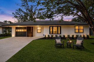 4238 T C Jester Boulevard, Houston, TX 77018