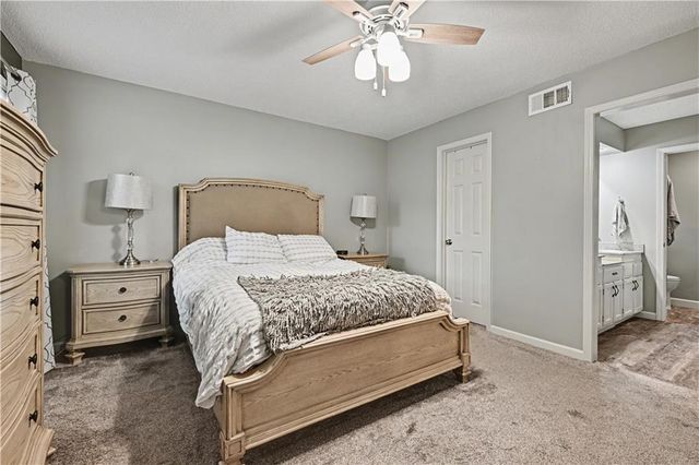 9411 W 119th Terrace, Overland Park, KS 66213