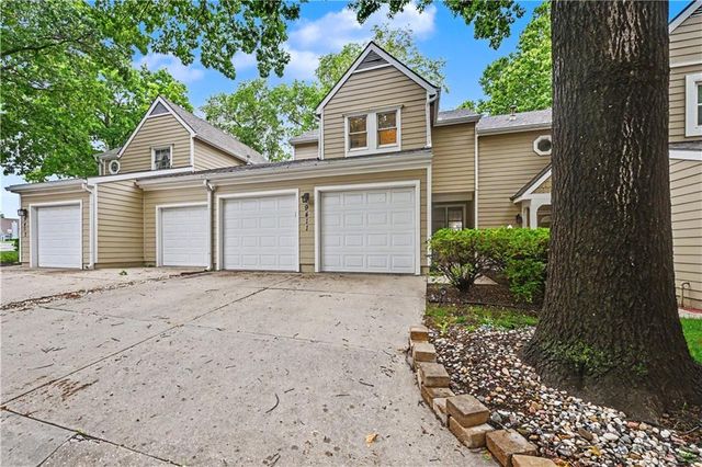 9411 W 119th Terrace, Overland Park, KS 66213