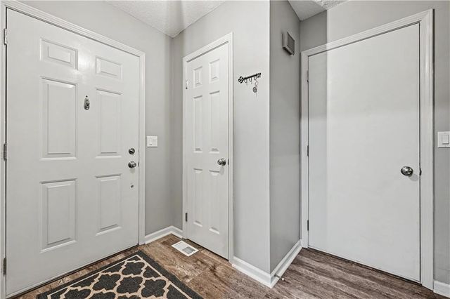 9411 W 119th Terrace, Overland Park, KS 66213