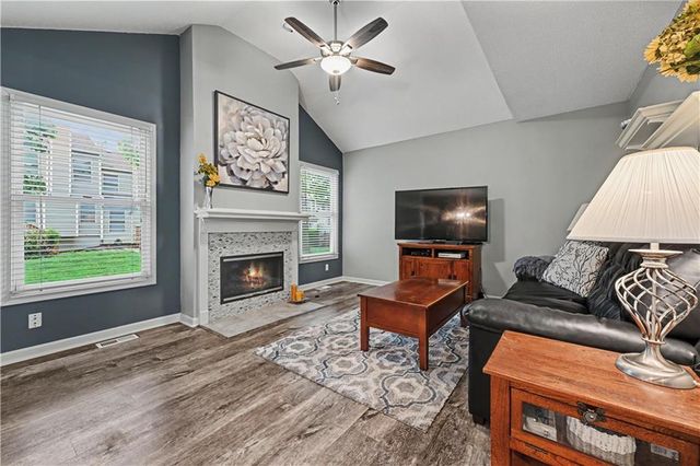 9411 W 119th Terrace, Overland Park, KS 66213