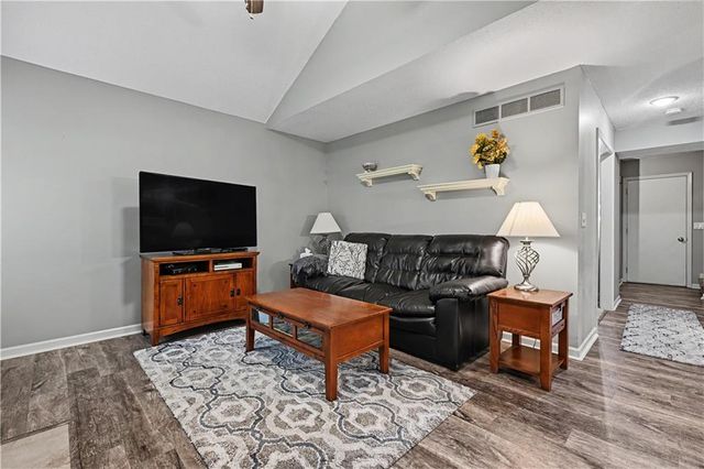 9411 W 119th Terrace, Overland Park, KS 66213