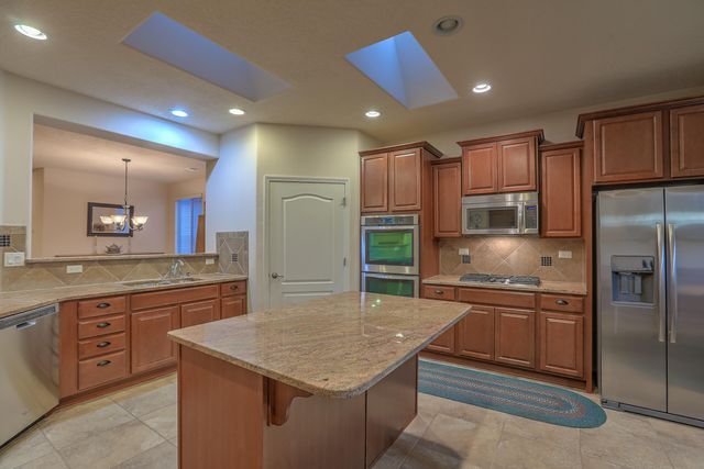 929 Evening Primrose Lane, Bernalillo, NM 87004