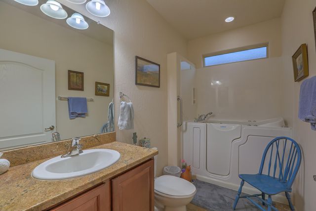 929 Evening Primrose Lane, Bernalillo, NM 87004
