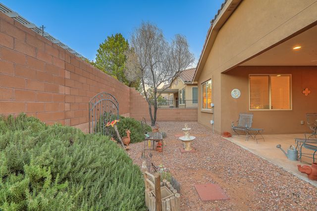 929 Evening Primrose Lane, Bernalillo, NM 87004