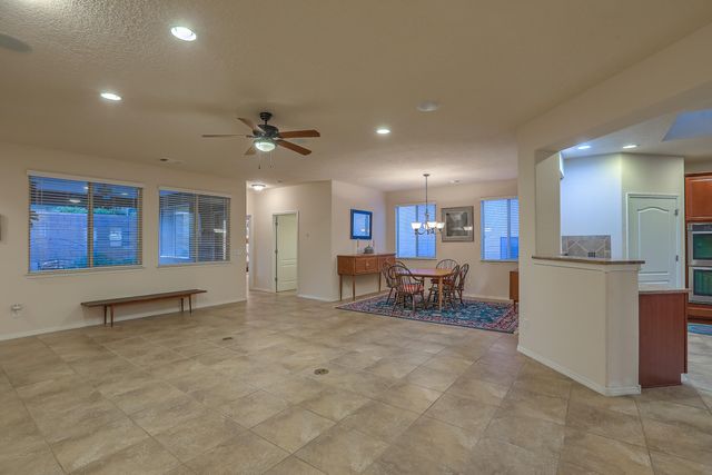 929 Evening Primrose Lane, Bernalillo, NM 87004