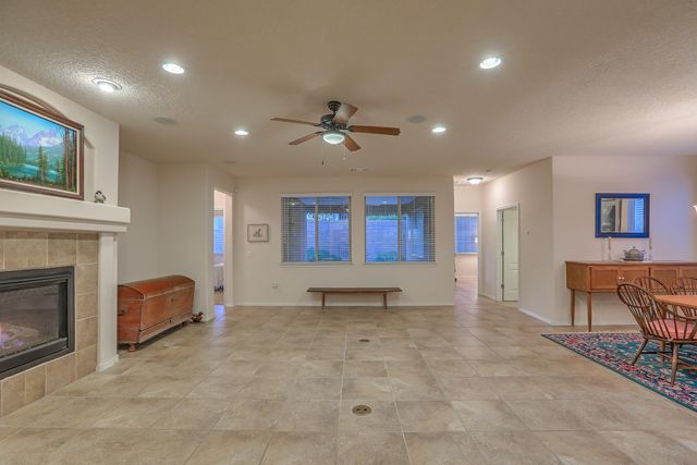 929 Evening Primrose Lane, Bernalillo, NM 87004