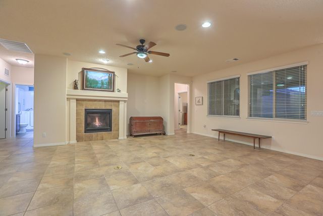 929 Evening Primrose Lane, Bernalillo, NM 87004