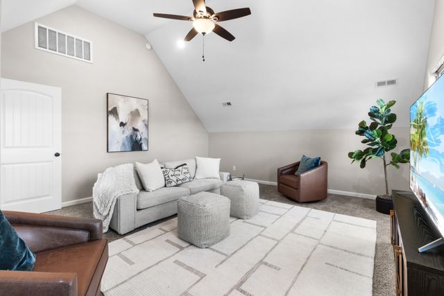 957 Vendue Ave, Clarksville, TN 37042