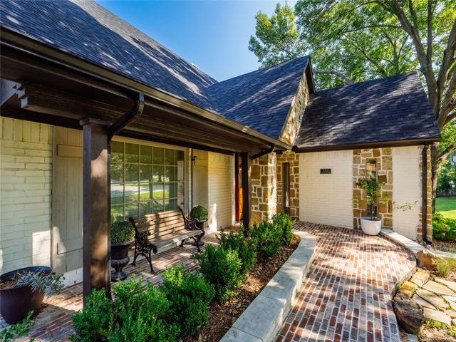 153 Meadowcreek Road, Coppell, TX 75019